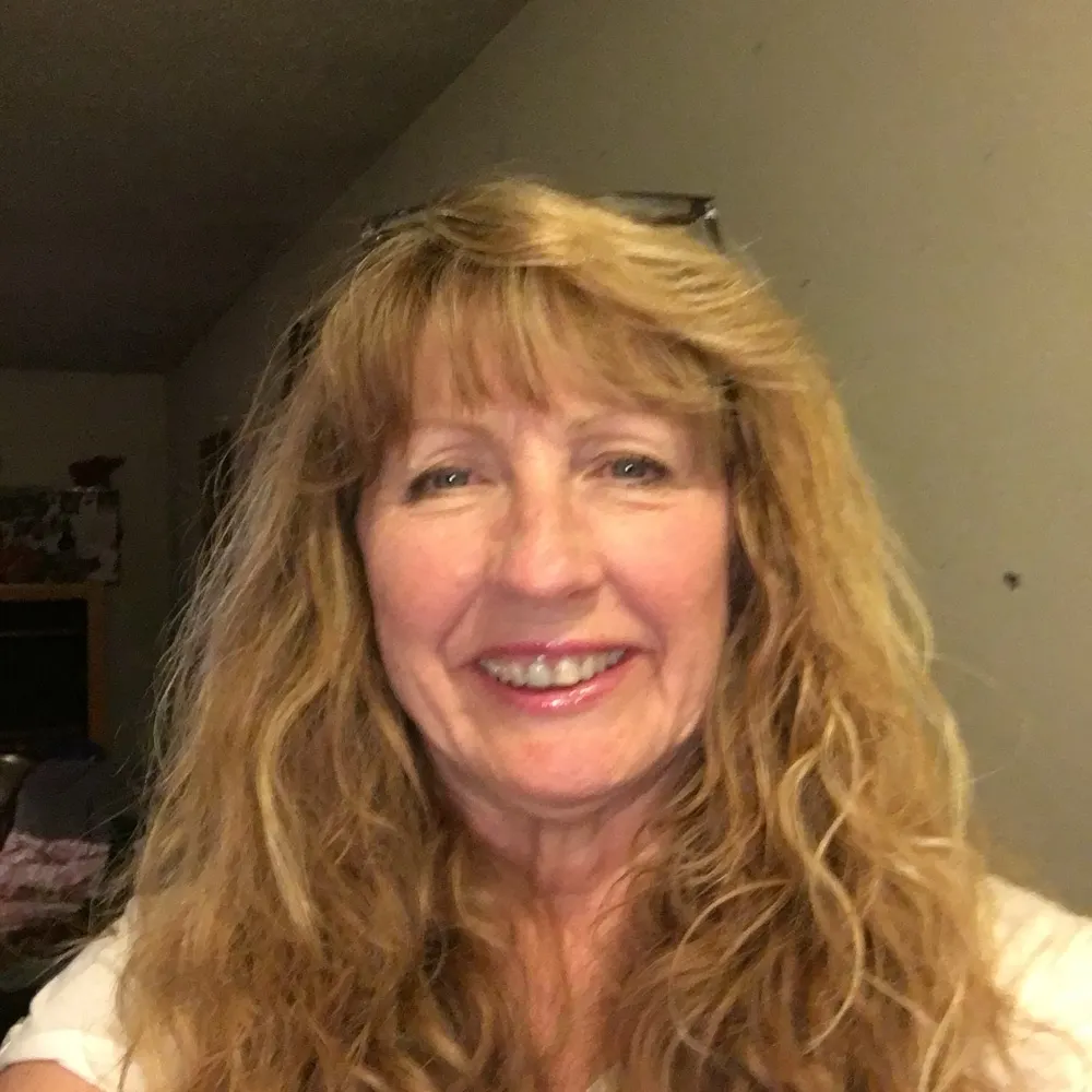 gayhow.bsky.social's profile picture