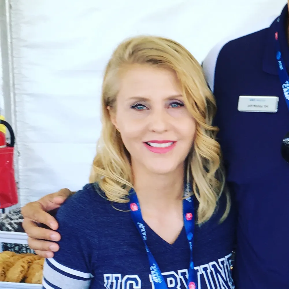 tinadesireeberg.com's profile picture