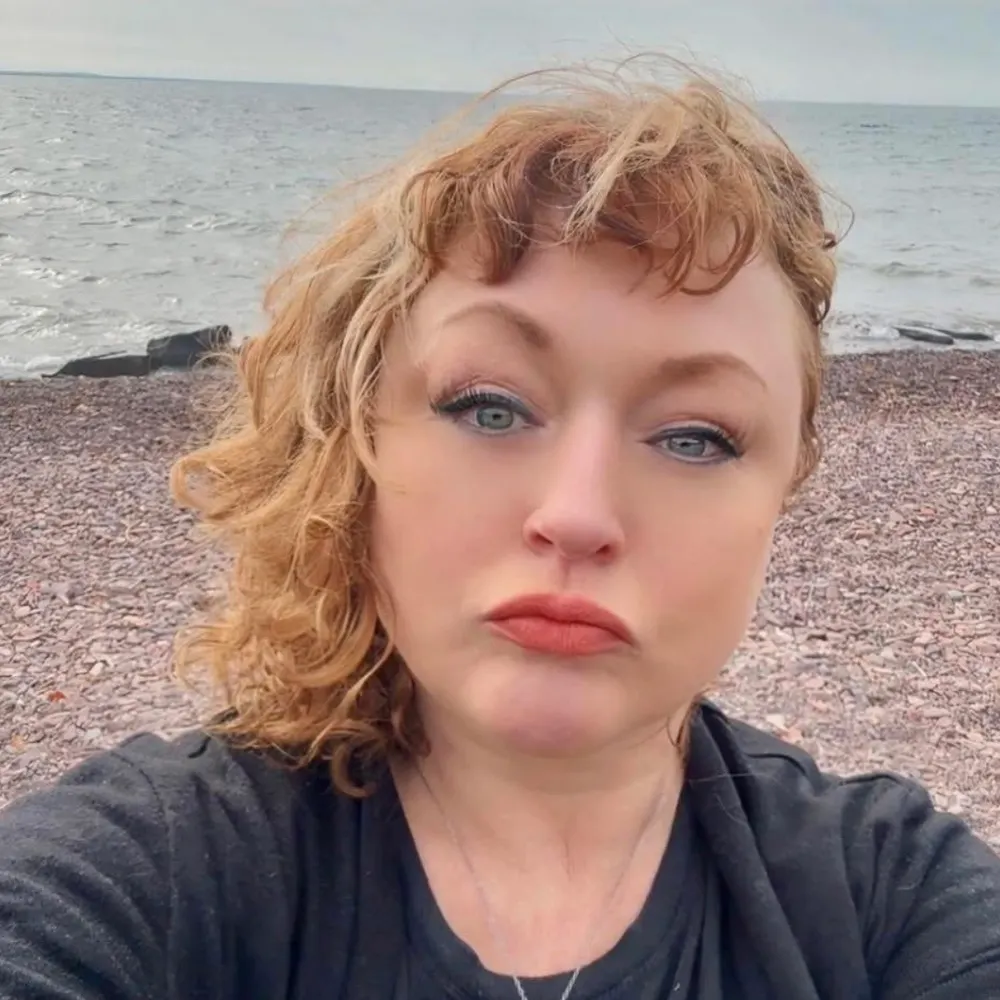 kellalena.bsky.social's profile picture