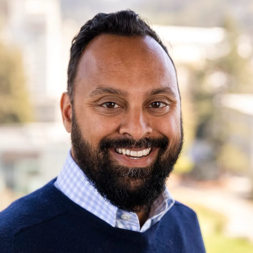 sarangshah.com's profile picture