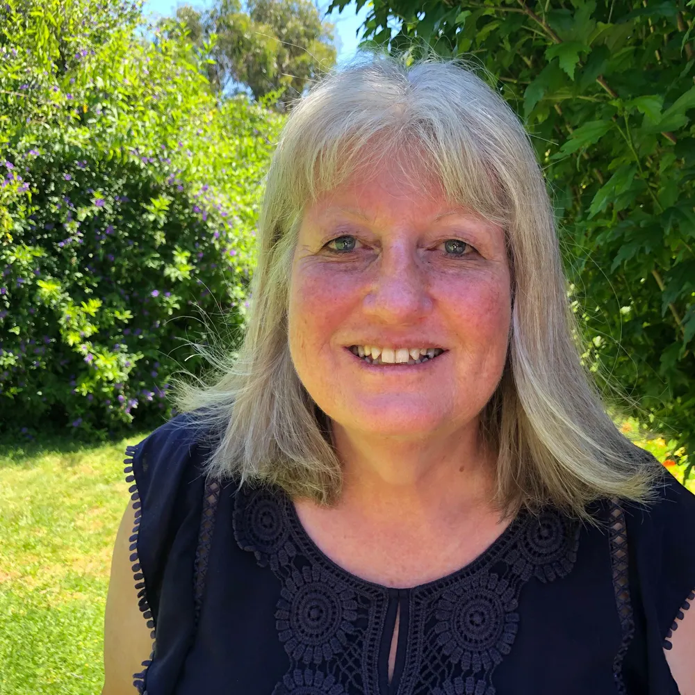 debbiweaver.bsky.social's profile picture