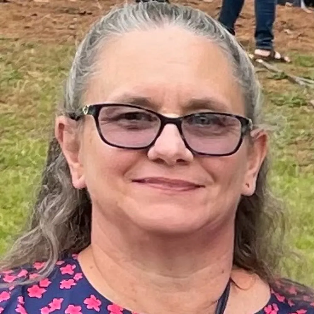 lindylou425.bsky.social's profile picture