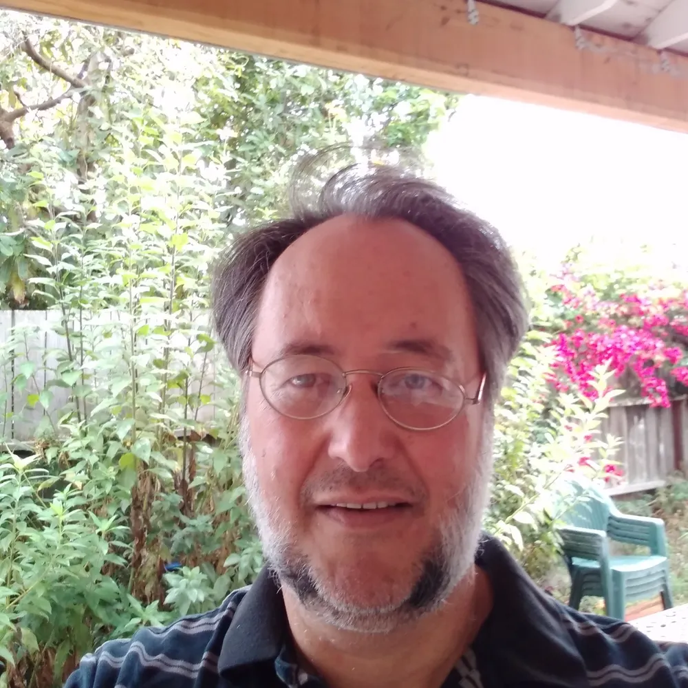 riley37.bsky.social's profile picture