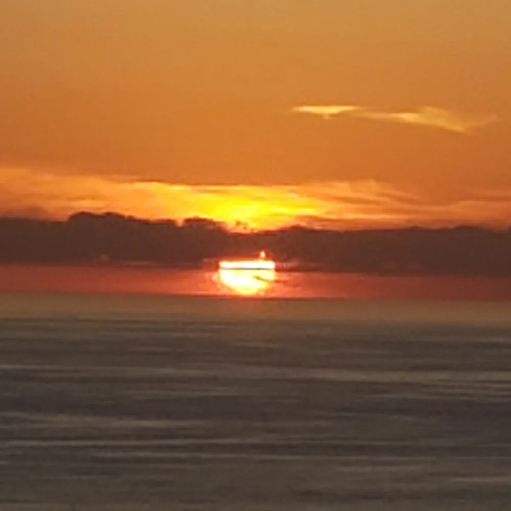 freqflyer06.bsky.social's profile picture