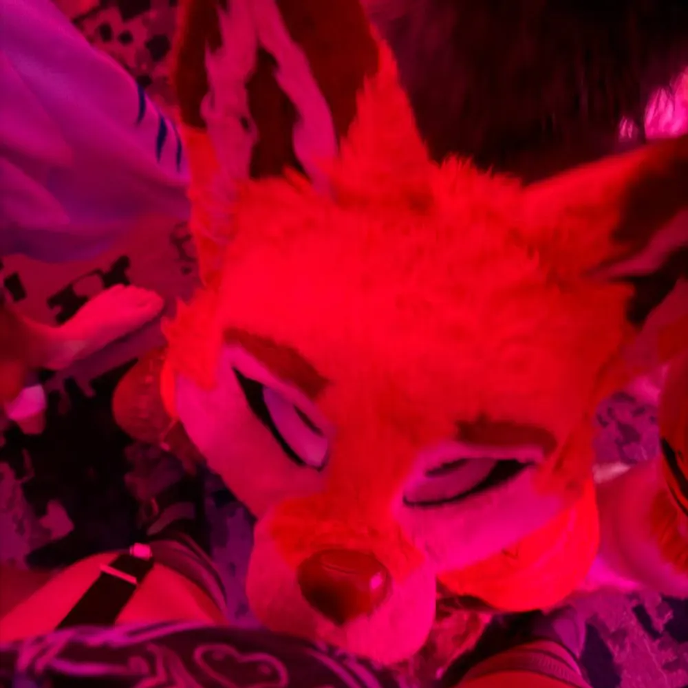 makemea.mom's profile picture