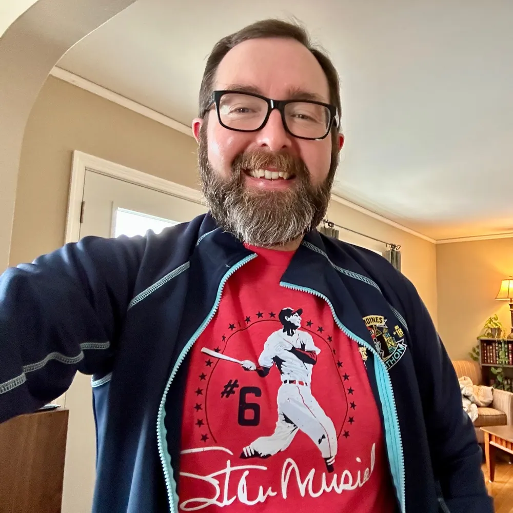 bookowl.bsky.social's profile picture