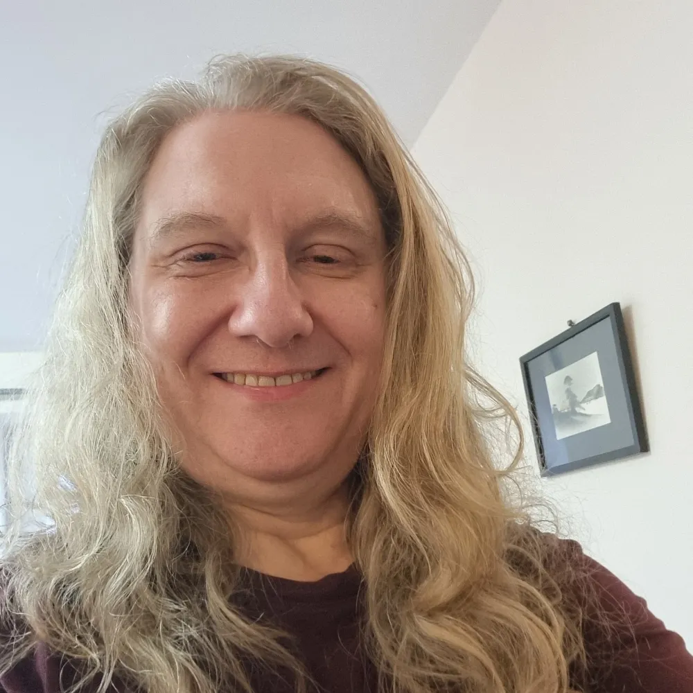 bookzombie.bsky.social's profile picture