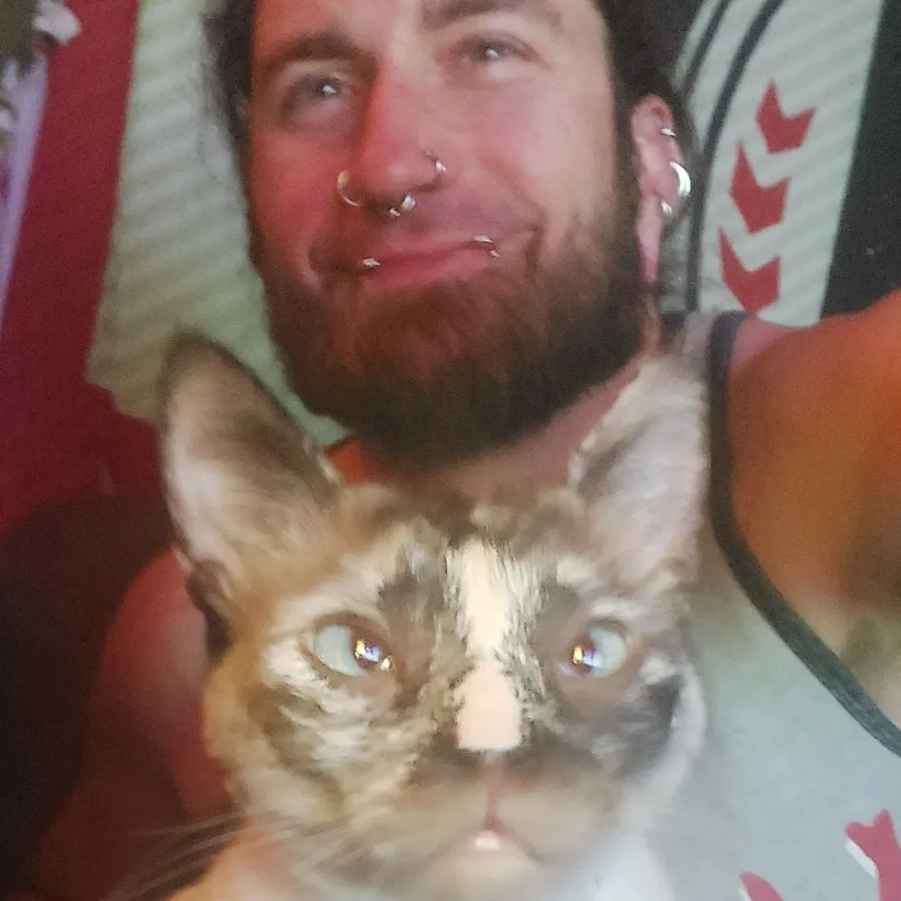 graveyard-jones.bsky.social's profile picture