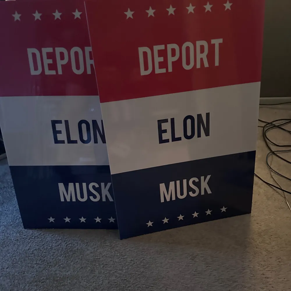 robert-e-630.bsky.social's profile picture