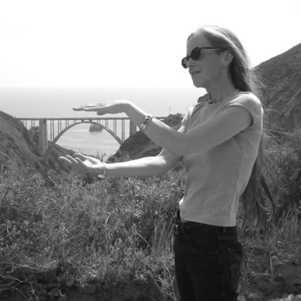 portfoliocarmel.bsky.social's profile picture