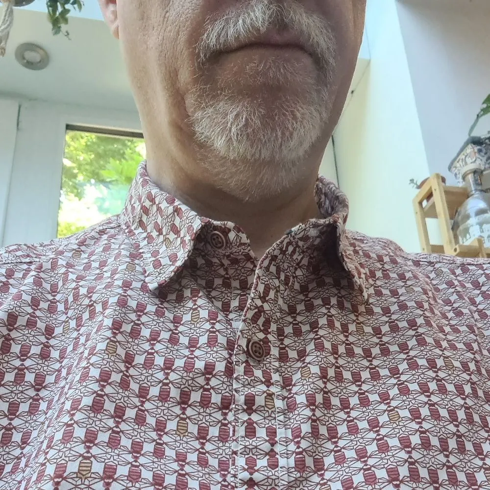 adamroberts.bsky.social's profile picture