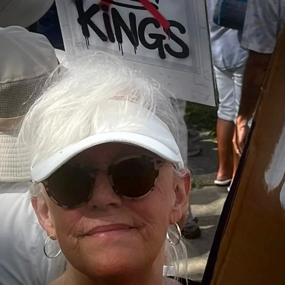 bitchinpost.bsky.social's profile picture