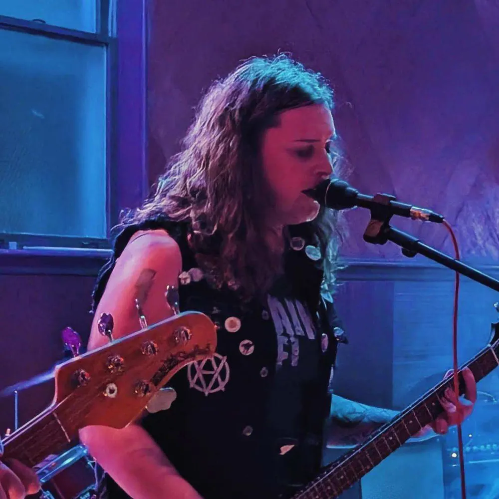 lydzrose.bsky.social's profile picture