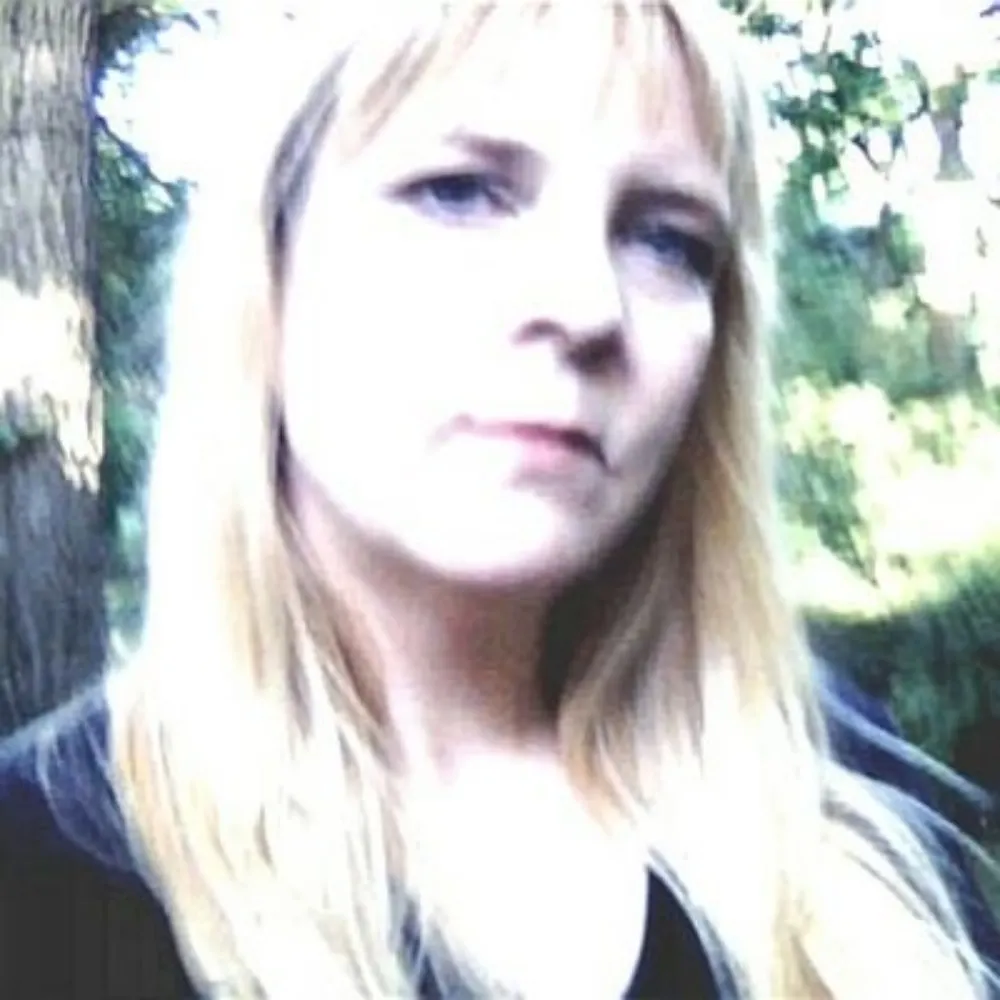 laurabreathing.bsky.social's profile picture