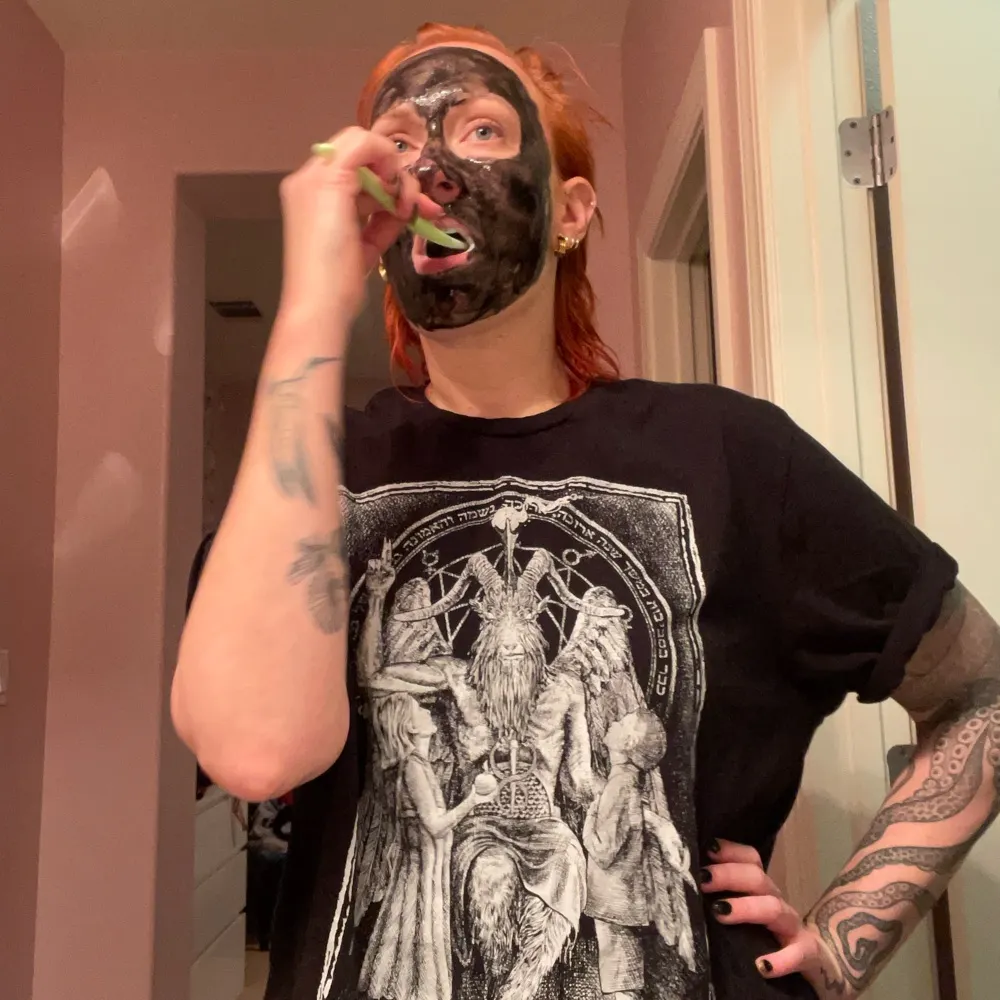 strangeairships.bsky.social's profile picture