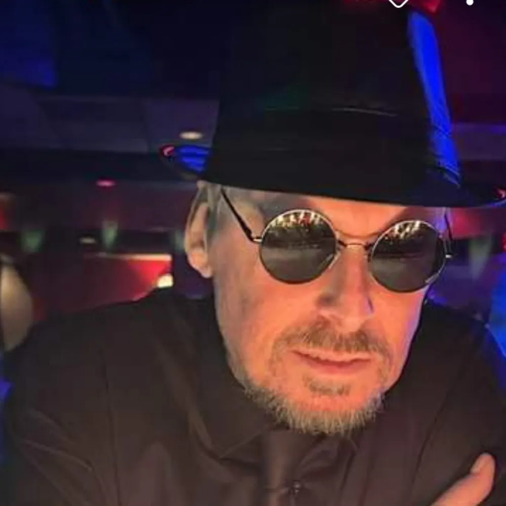 three2001.bsky.social's profile picture