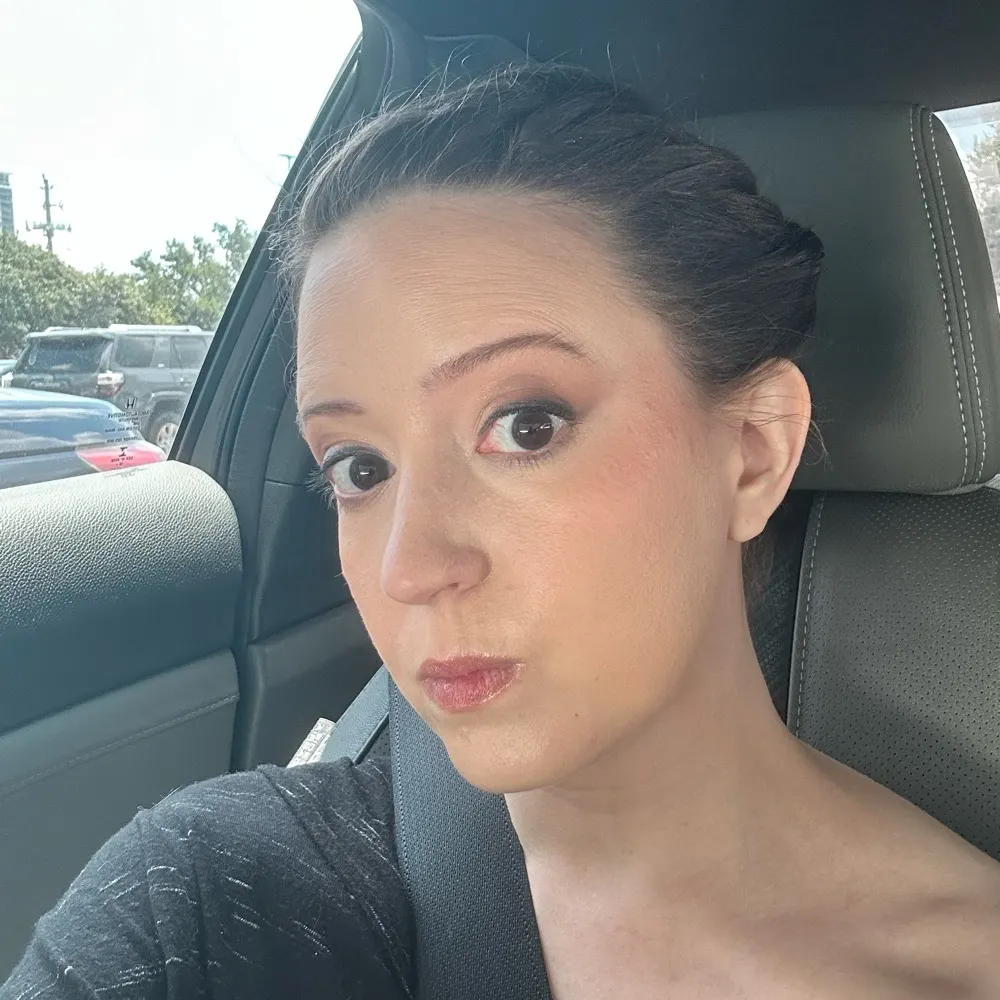 undercoveremi.bsky.social's profile picture