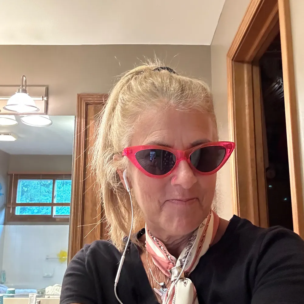 diedradee.bsky.social's profile picture