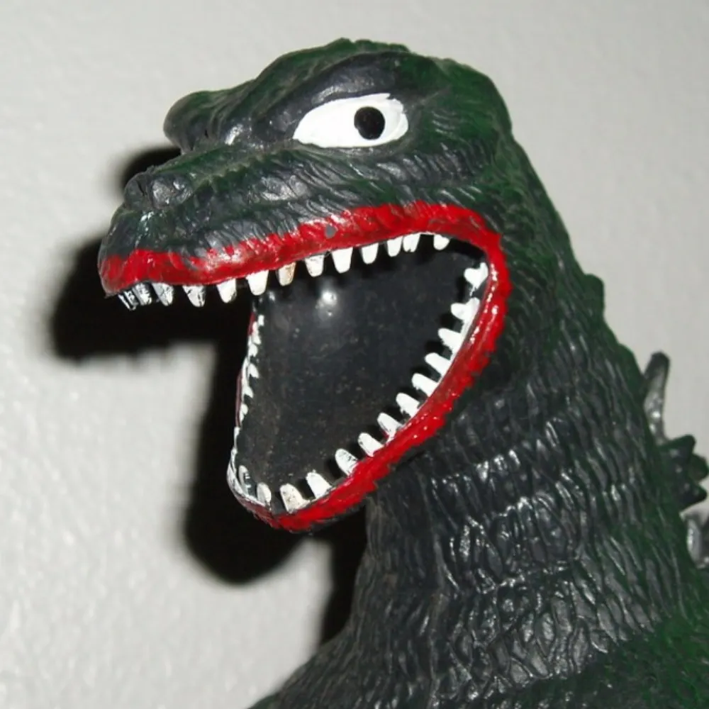 godzillavs.bsky.social's profile picture