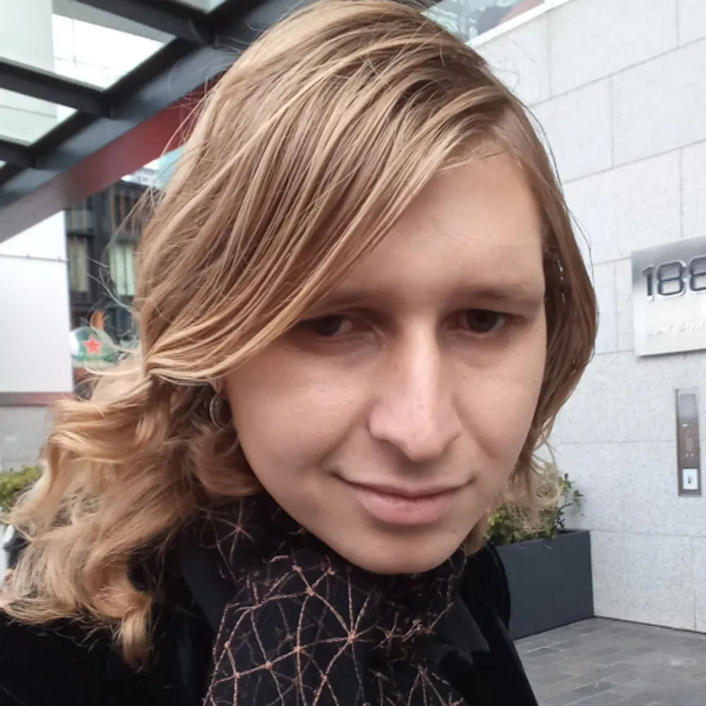 iris-meredith.bsky.social's profile picture