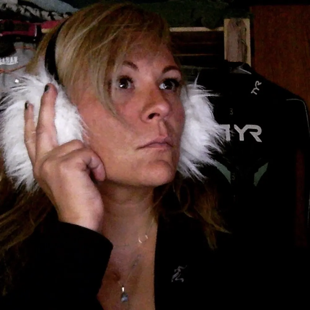 c2snow.bsky.social's profile picture