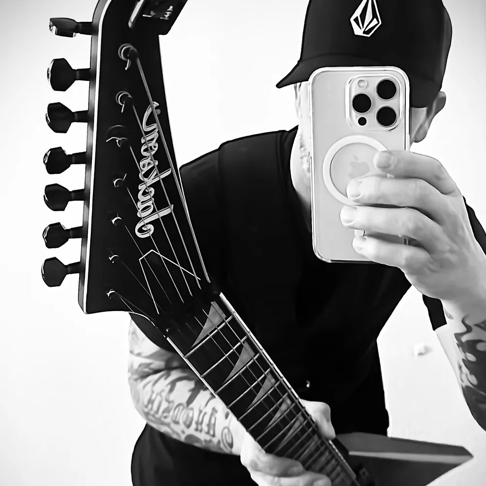 donald777.bsky.social's profile picture