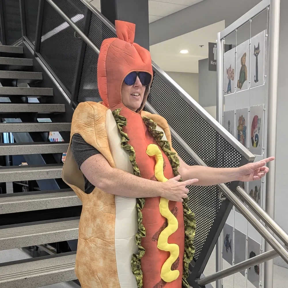 overbookish.bsky.social's profile picture