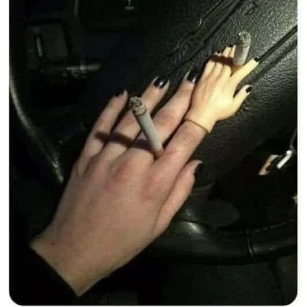 noticernoticing.bsky.social's profile picture