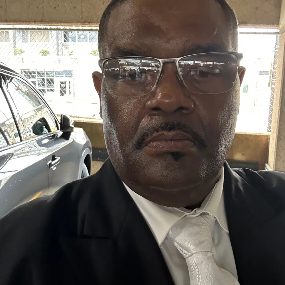 greg60.bsky.social's profile picture