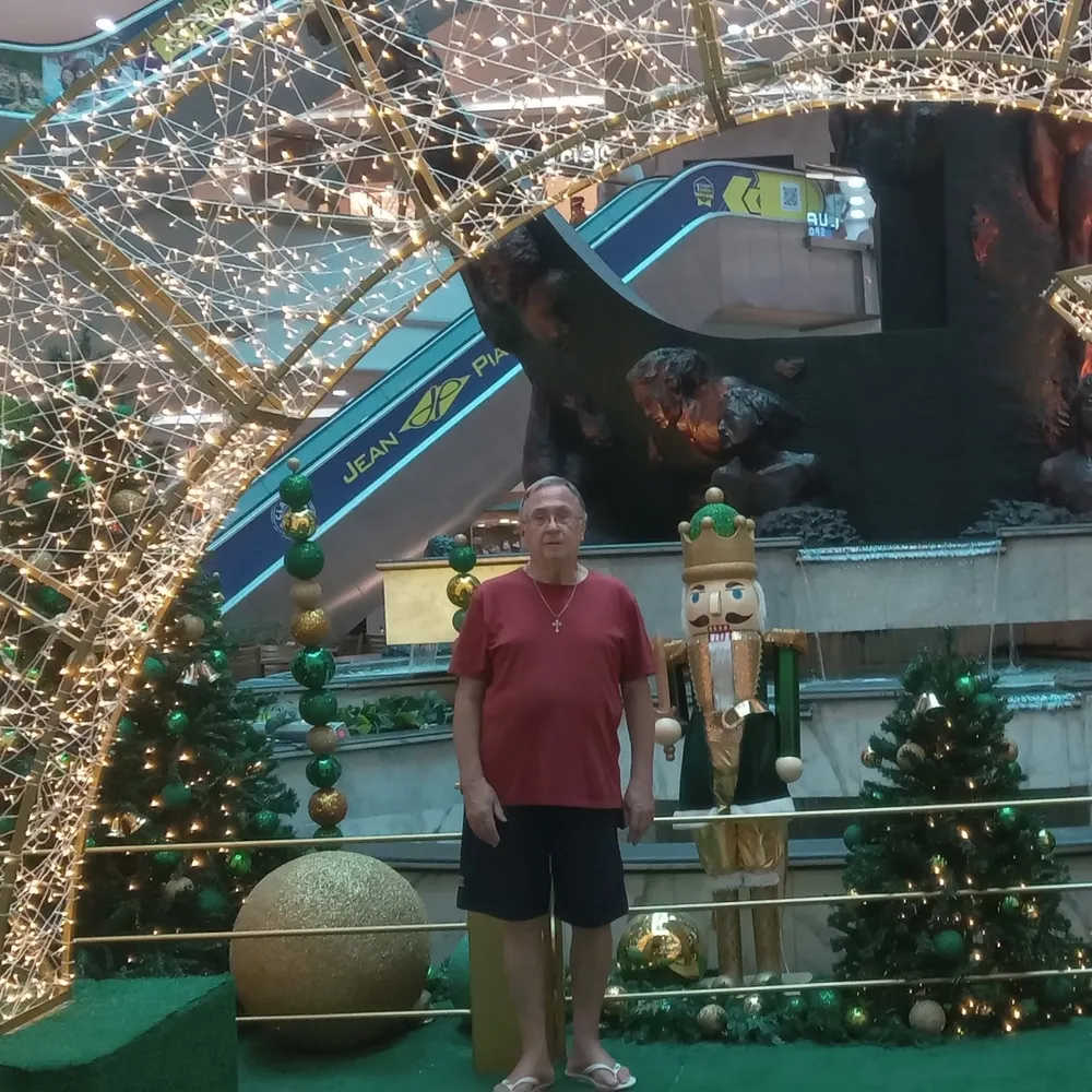 zcarlosmac.bsky.social's profile picture