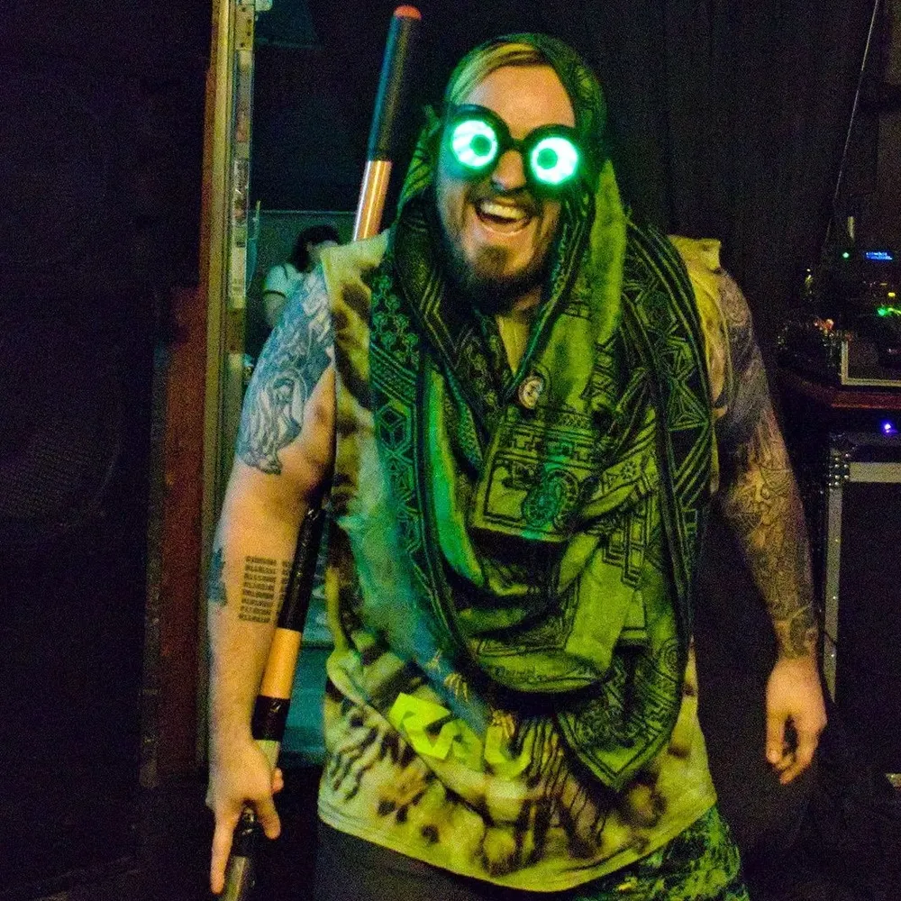 papapoison.bsky.social's profile picture