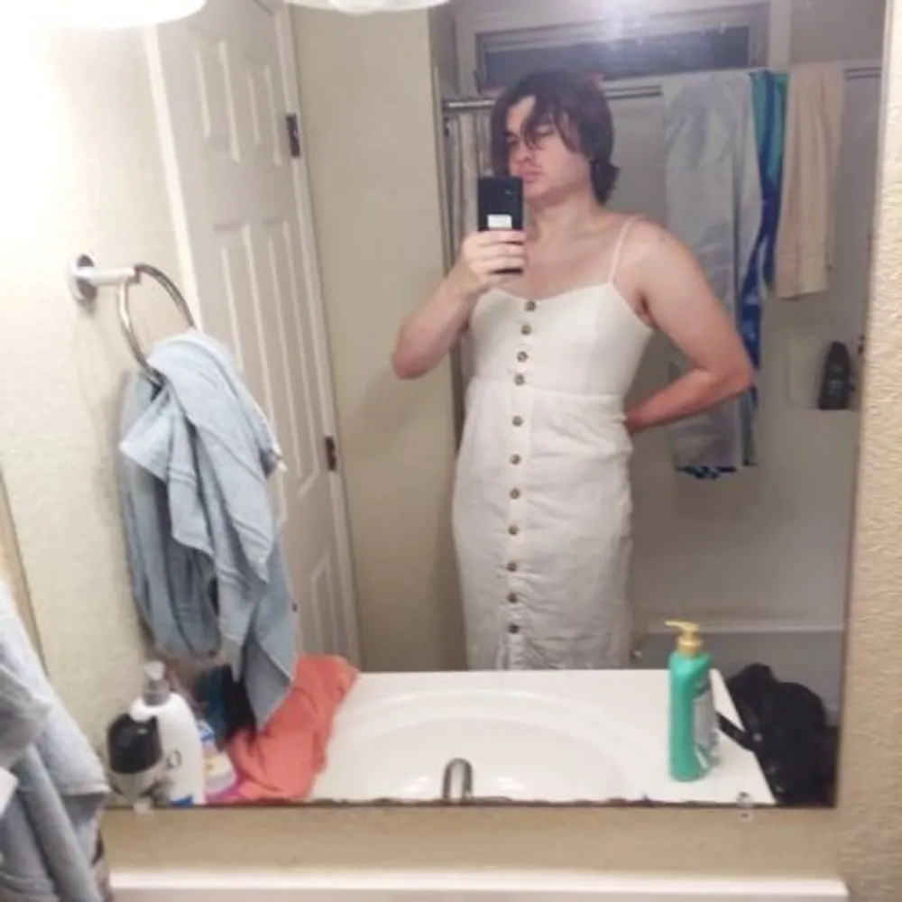 feenavan2099.bsky.social's profile picture