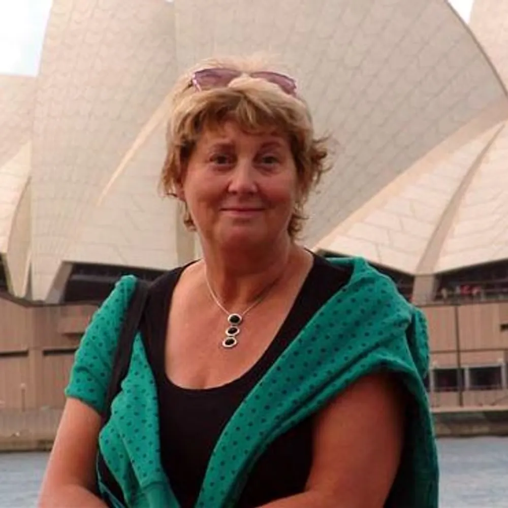 vivlives002.bsky.social's profile picture