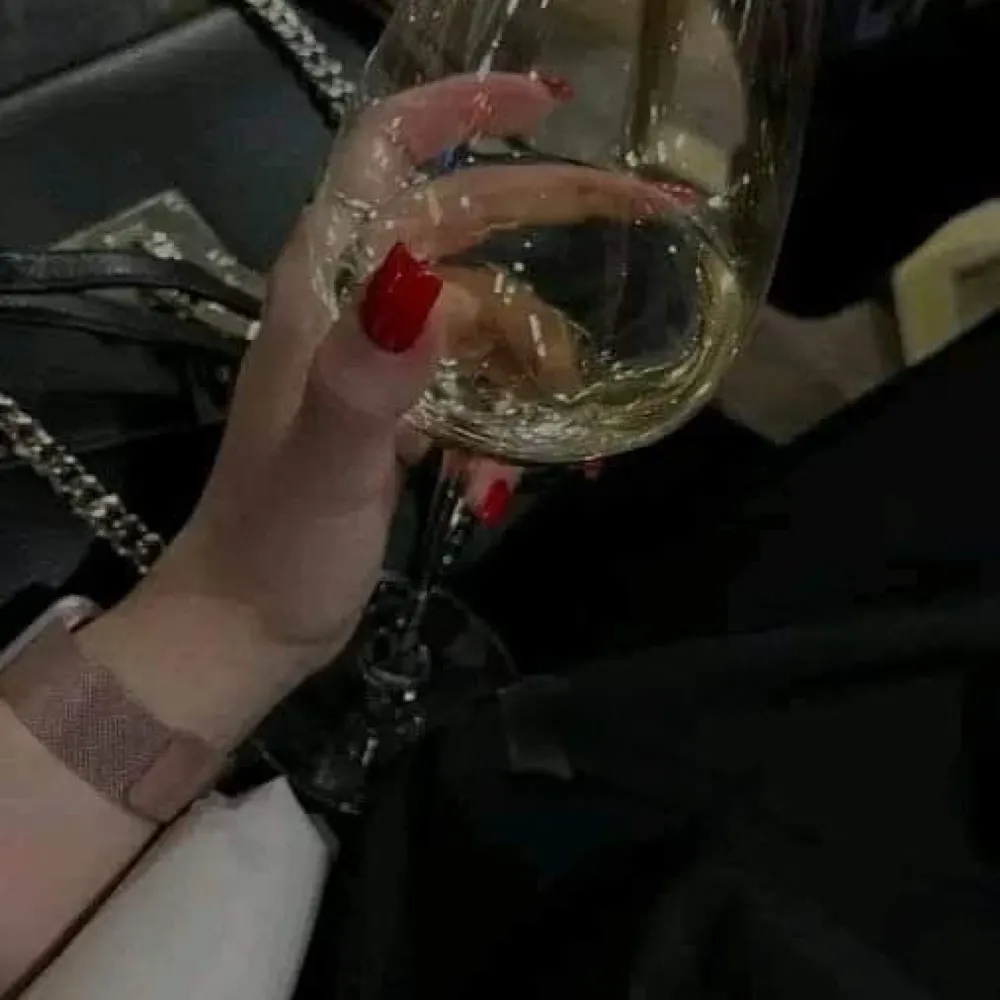 lavishluxx.bsky.social's profile picture