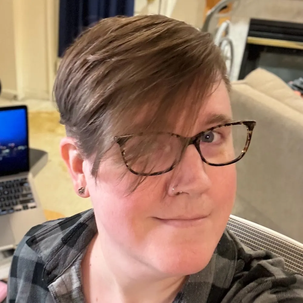 mae.wolfsky.pet's profile picture