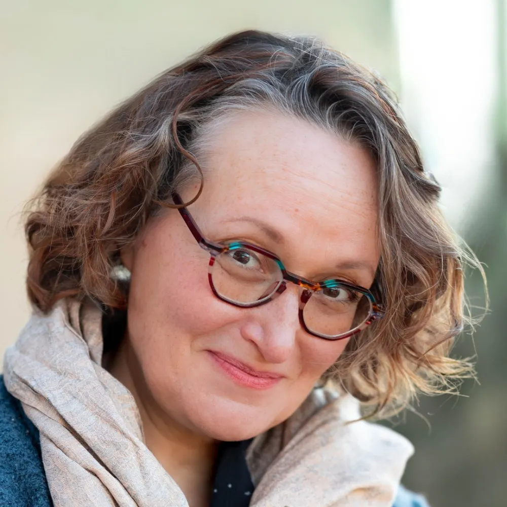 maryrobinettekowal.com's profile picture