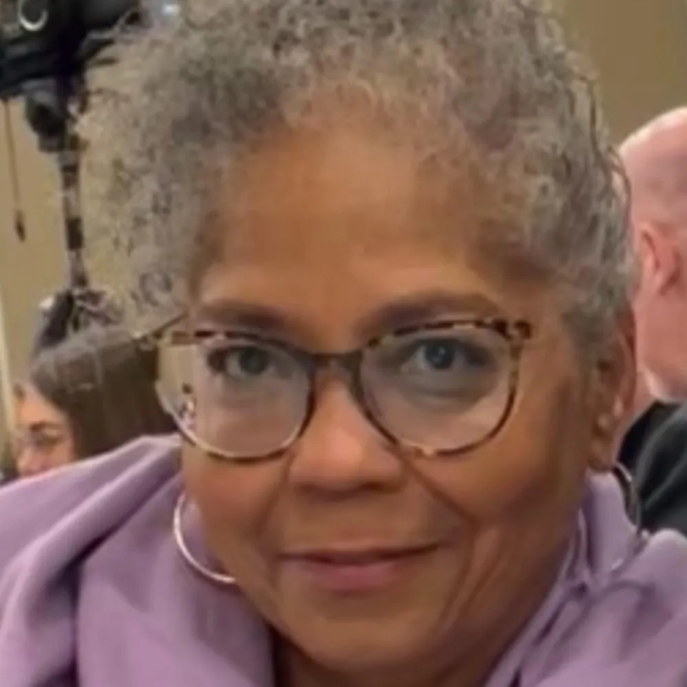 docveeactor.bsky.social's profile picture