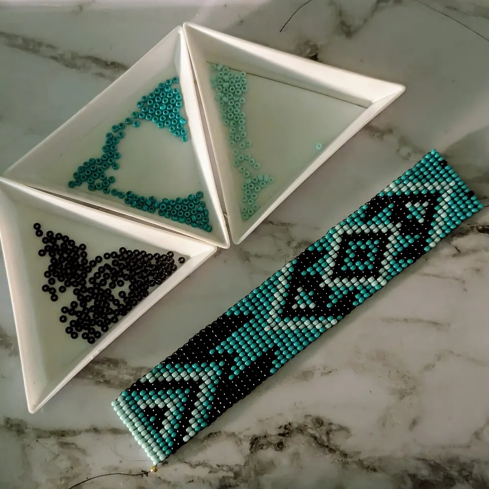 desertlilyartistry.bsky.social's profile picture