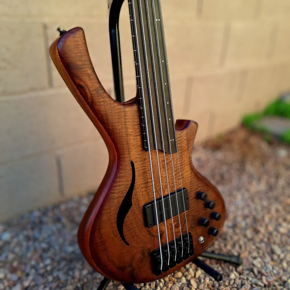 goldtopmandolin.bsky.social's profile picture