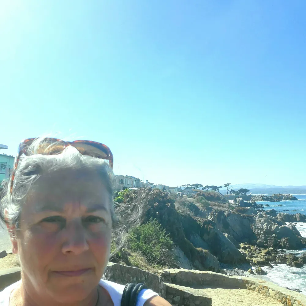 jessicamontaukbuzz.bsky.social's profile picture