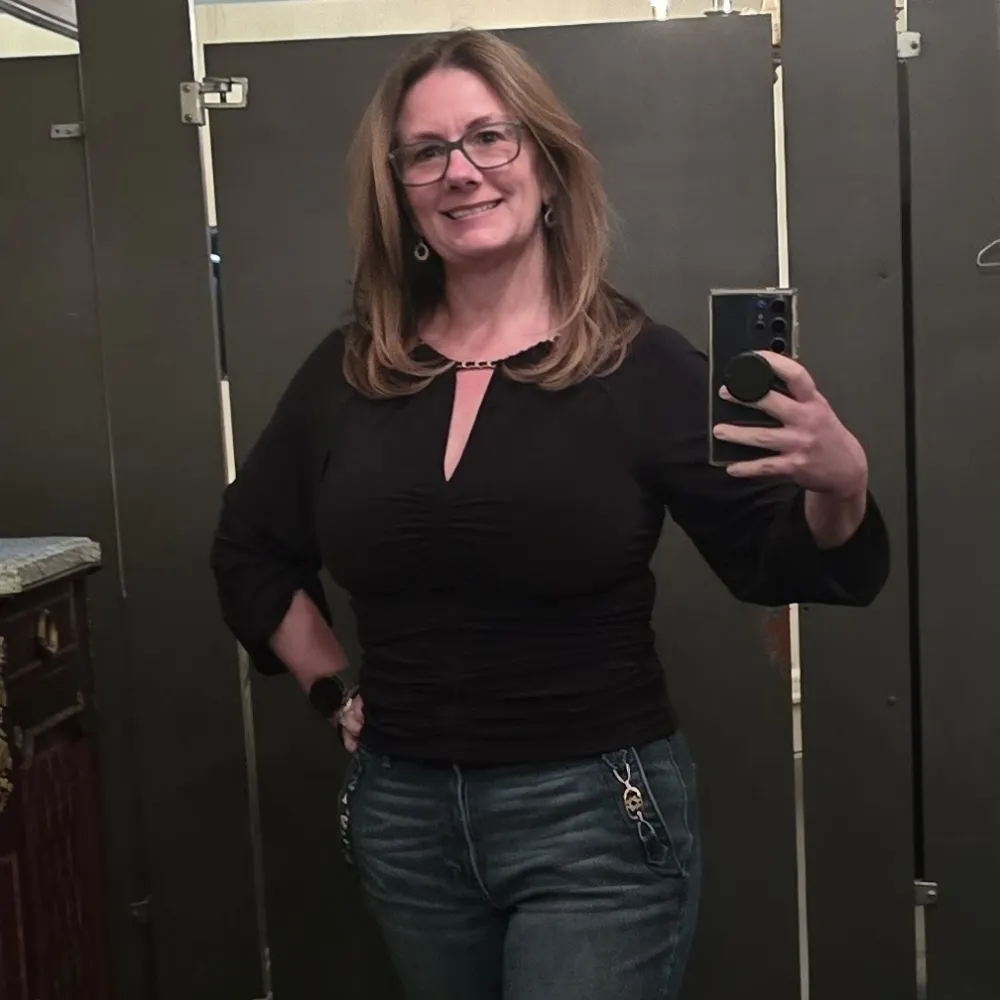 concerts-raccoons.bsky.social's profile picture