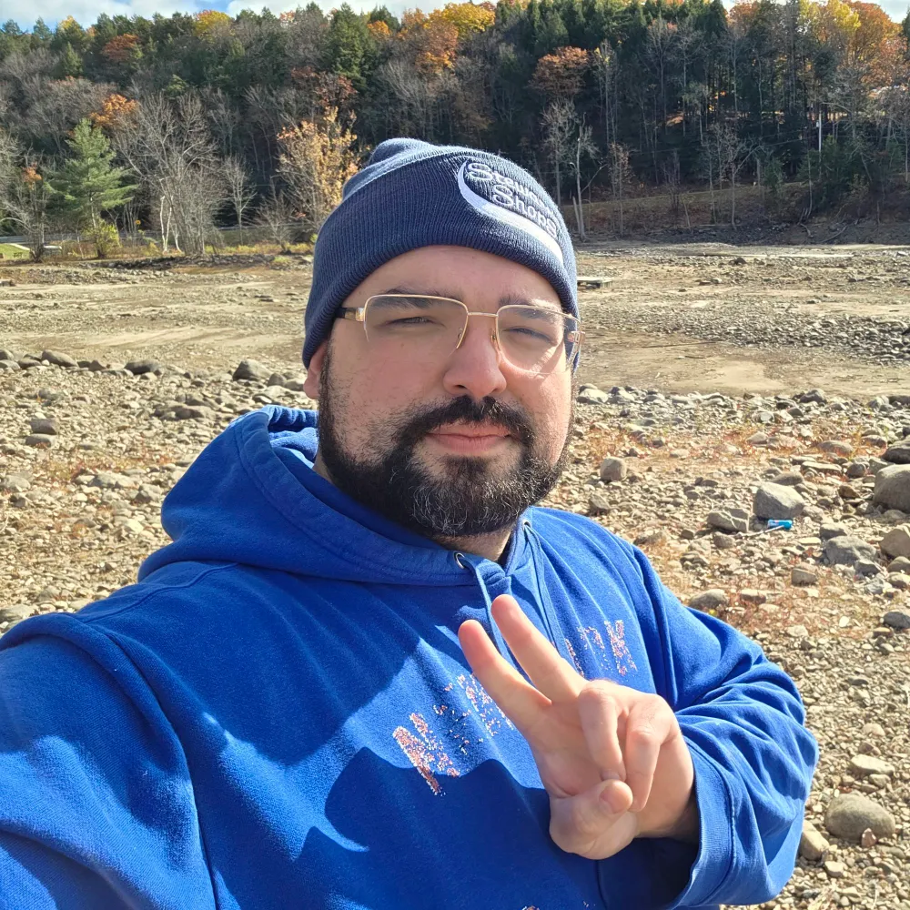 averylargebear.bsky.social's profile picture