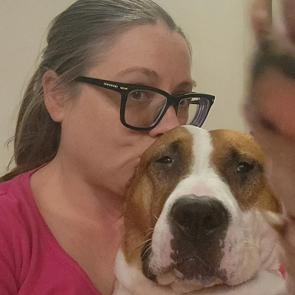 leahlikesdogs.bsky.social's profile picture