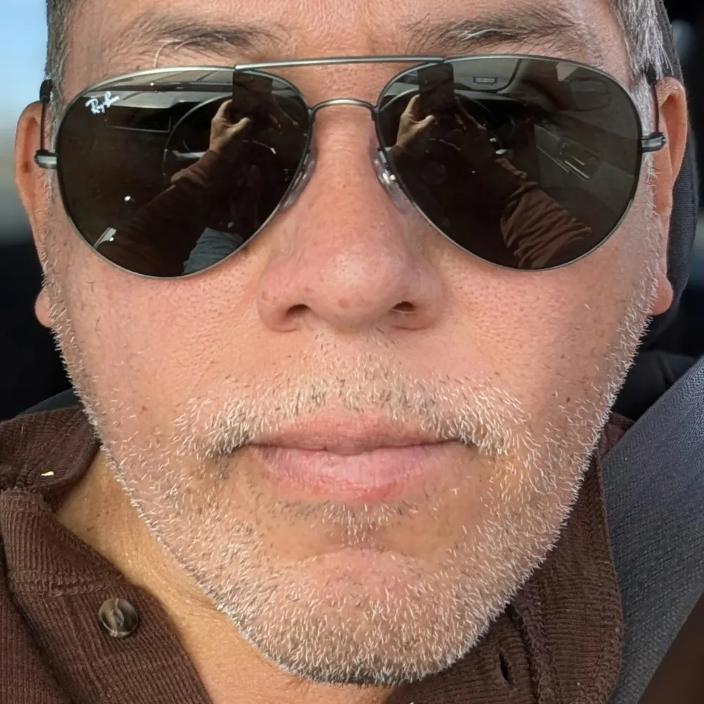 elluisin.bsky.social's profile picture