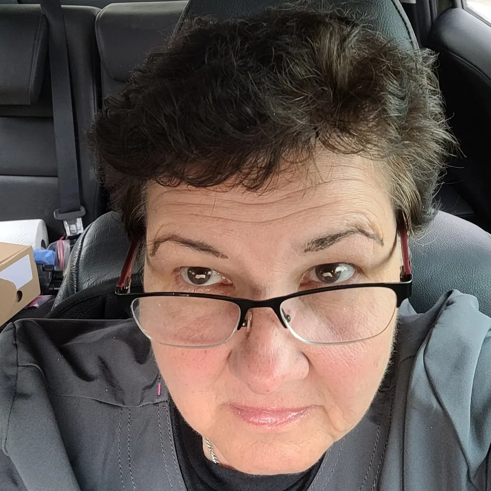 beezie2911.bsky.social's profile picture