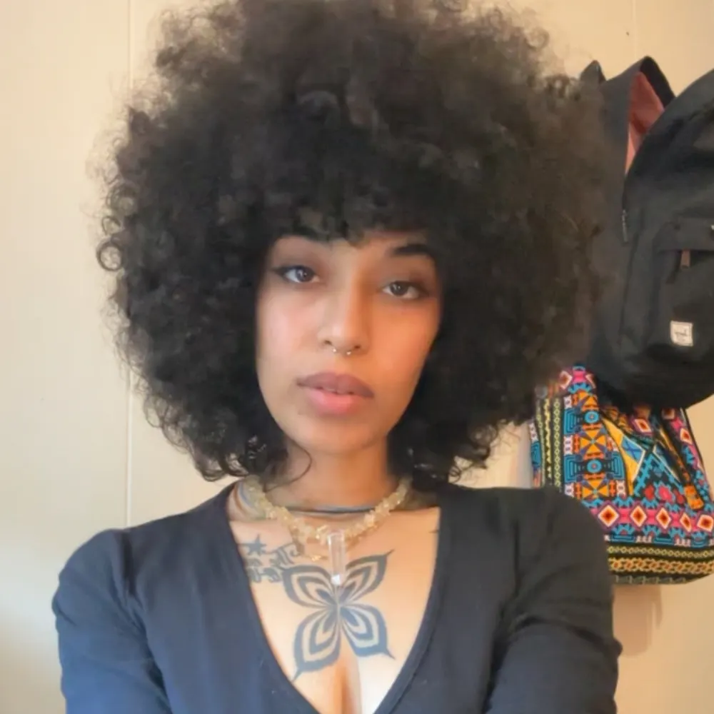 zisshit.com's profile picture