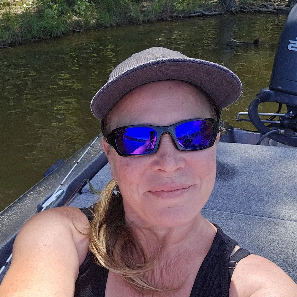 rockgirldesigns.bsky.social's profile picture